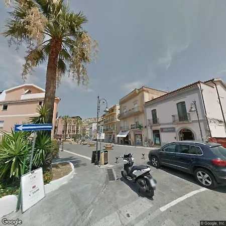 Lulu Marin Casa Vacanza Holiday home *